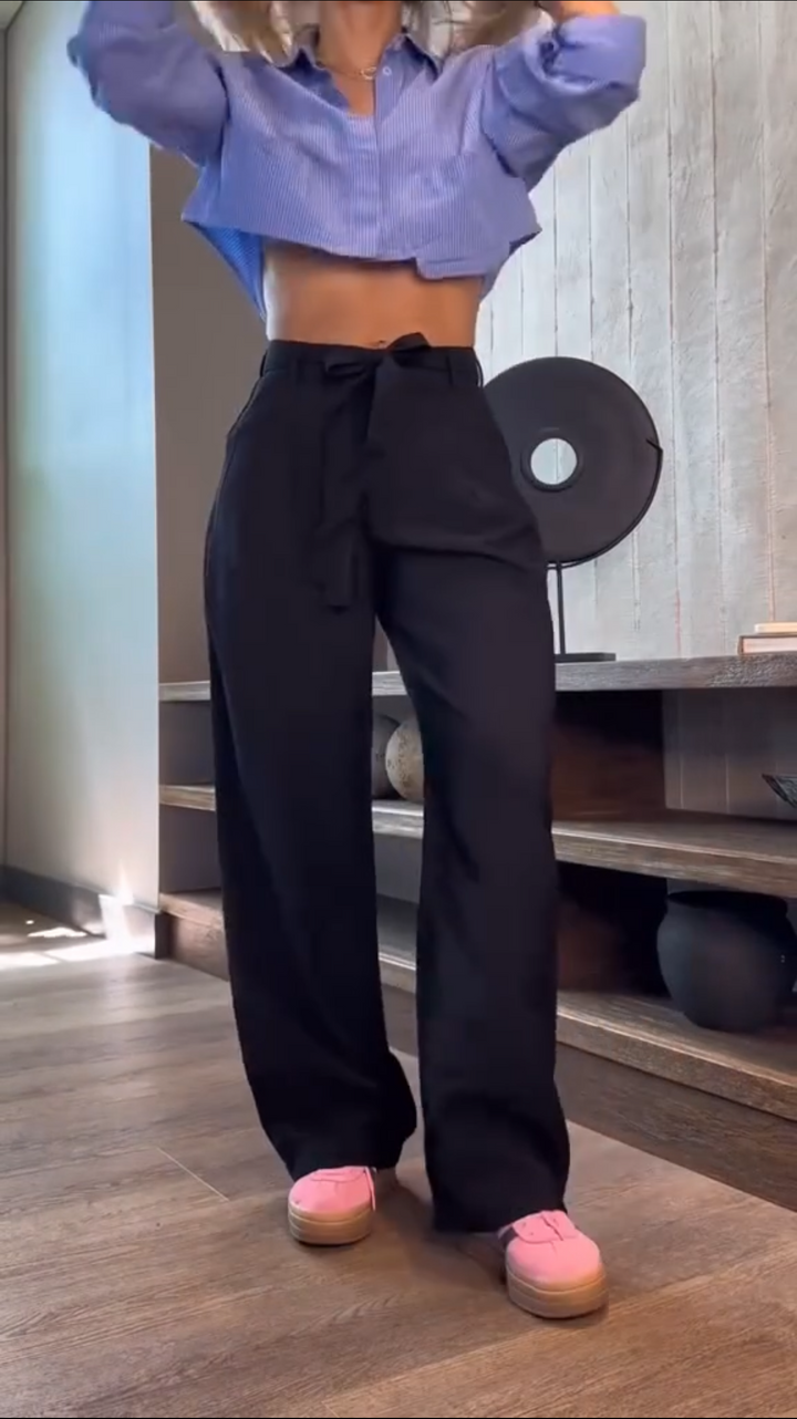 Spodnie garniturowe z wysokim stanem i luźnym krojem i szerokimi nogawkami